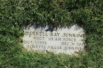 Junkins,   Darrell Ray gravesite