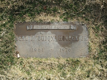 Hooper, Jr. Neal Daniel ('Buddy') gravesite