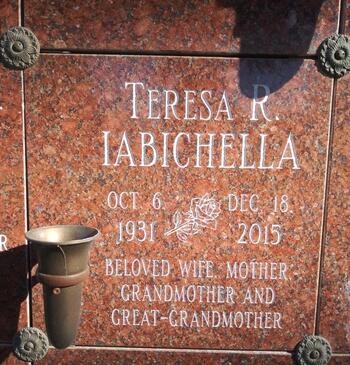 Iabichella, Teresa R. gravesite