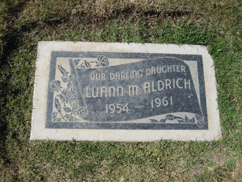 Aldrich,   Luann M. gravesite