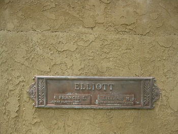 Elliott, Frances Leo gravesite