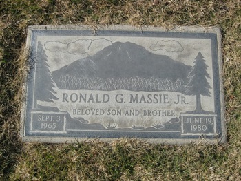 Massie, Jr  Ronald Gene gravesite