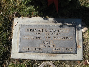 Carnagey,   Lois gravesite