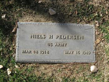 Pedersen, Niels Harold gravesite