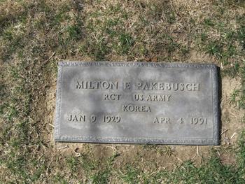 Pakebusch, Milton E. gravesite