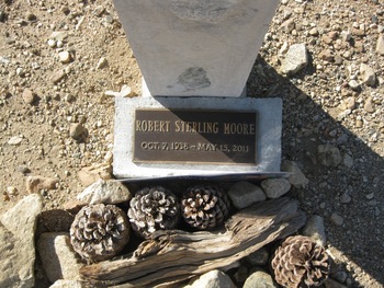 Moore,   Robert Sterling gravesite